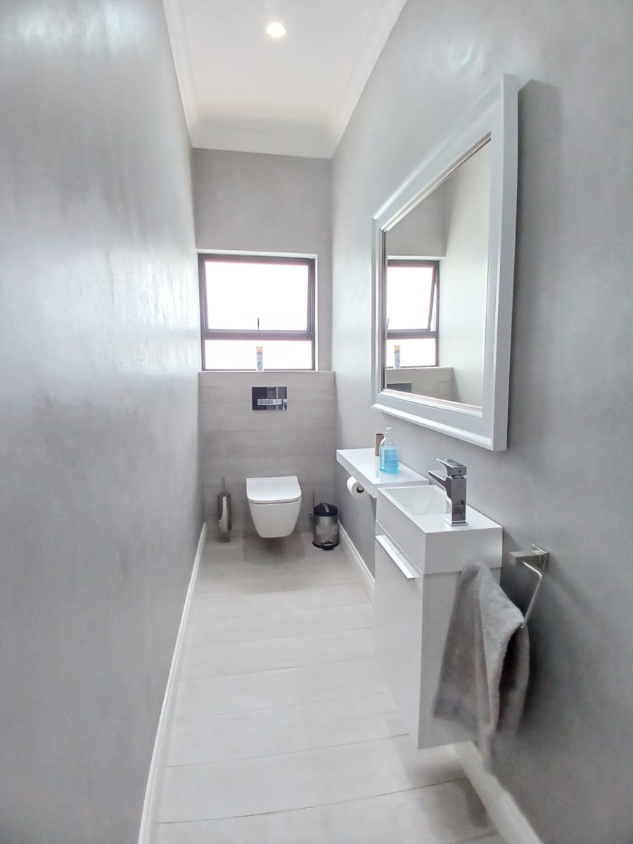 3 Bedroom Property for Sale in Heron Banks Golf Estate Free State